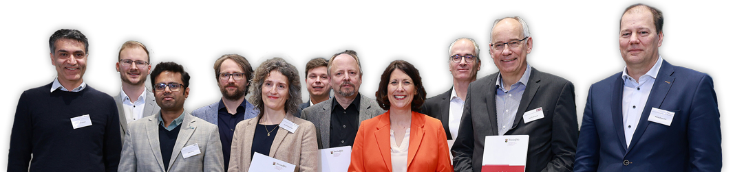 Projektgruppe mit Ministerin Schmitt beim Projektstart