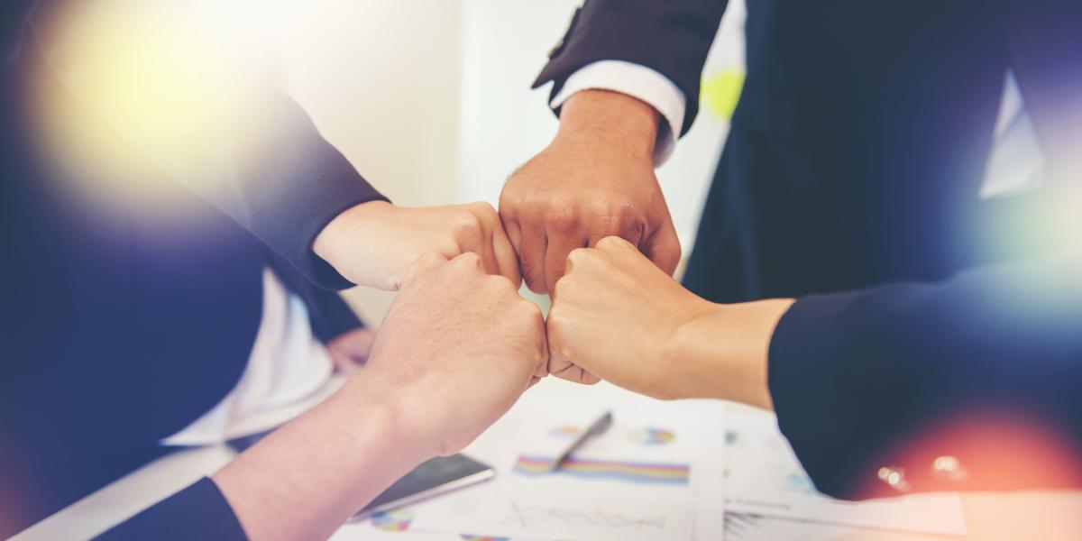 Personen, die zusammenarbeiten