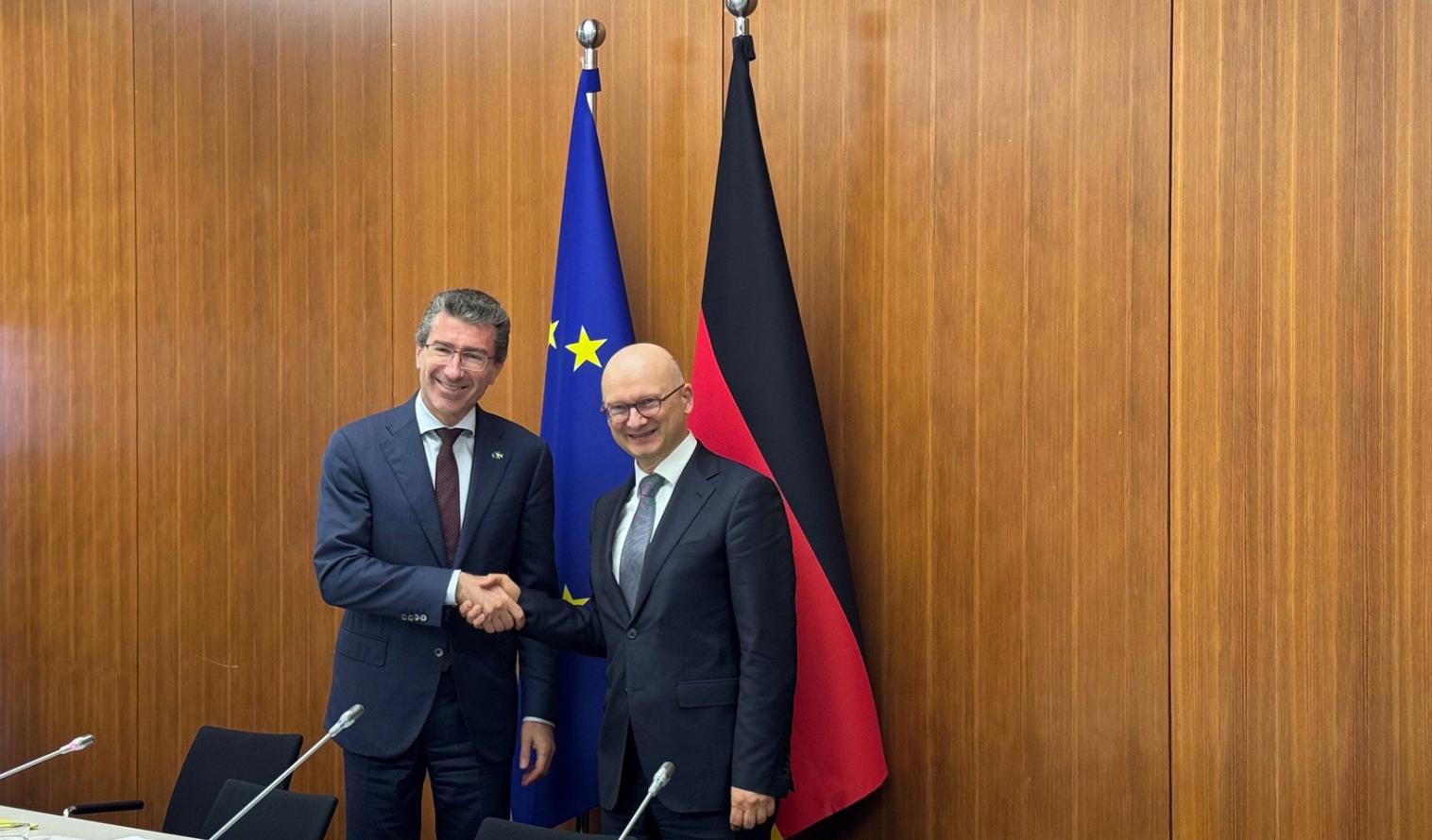 Staatssekretär Dr. Marcus Pleyer begrüßt Generaldirektor Marc Lemaître