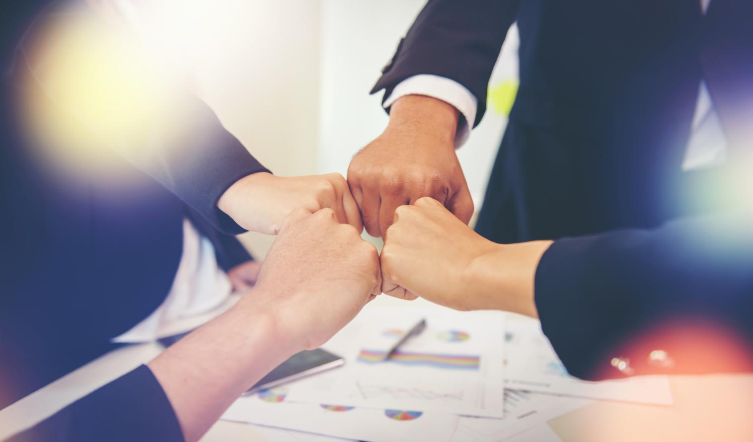 Personen, die zusammenarbeiten