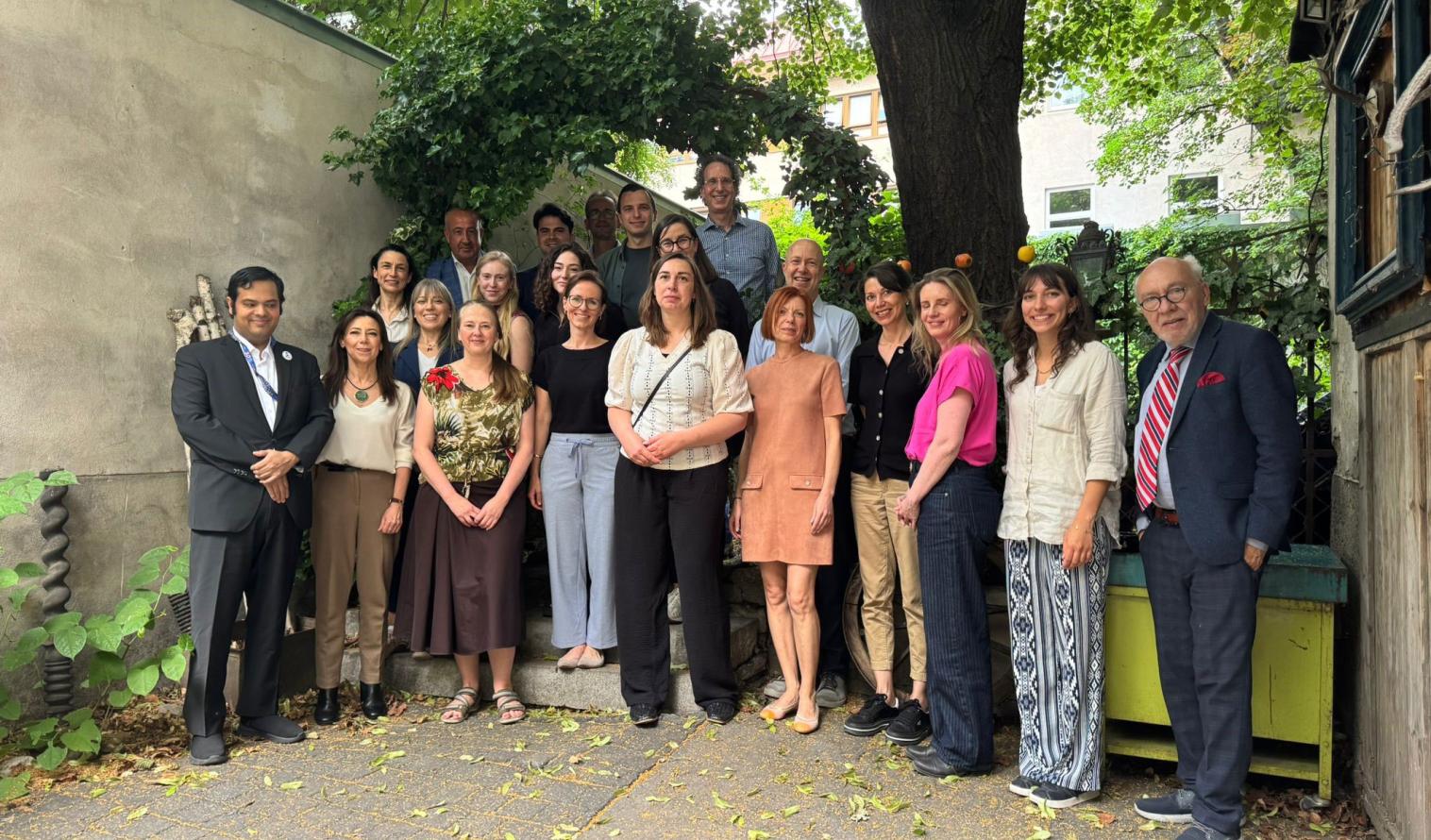 Vertreterinnen und Vertreter der 11 Koalitionspartner des EU-Projekts „Consolidating European Science Diplomacy“ (CUSP) 