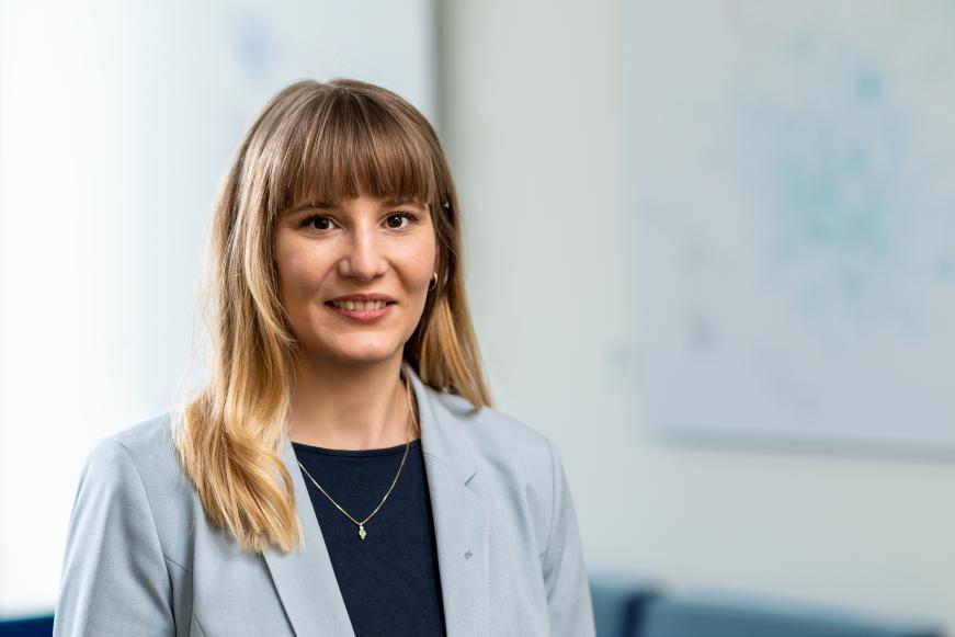 Portrait Jenny von Wnuck-Lipinski - DLR Projektträger