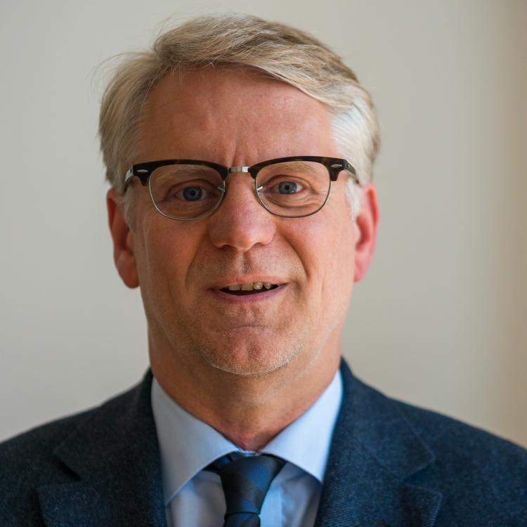 Portrait Dr. Dietmar Kraft